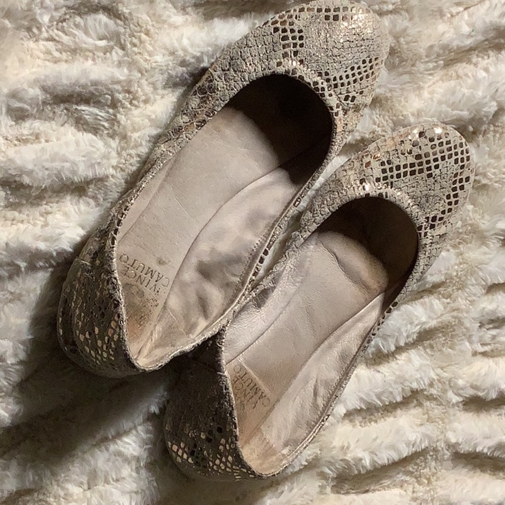 Vince Camuto Ballet Flats